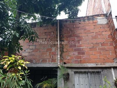 Casa de 5 alcobas en venta en Belen, Medellín, 268 m² · foto 17 de 20