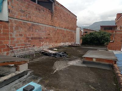 Casa de 5 alcobas en venta en Belen, Medellín, 268 m² · foto 4 de 20