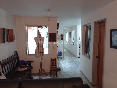Casa de 5 alcobas en venta en Belen, Medellín, 268 m² · foto 7 de 20