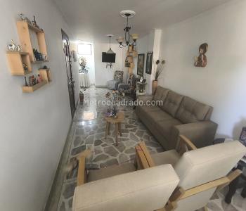 Apartamento de 3 alcobas en venta en Laureles, Medellín, 120 m² · foto 3 de 14
