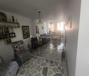 Apartamento de 3 alcobas en venta en Laureles, Medellín, 120 m² · foto 4 de 14