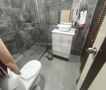 Apartamento de 3 alcobas en venta en Laureles, Medellín, 120 m² · foto 6 de 14