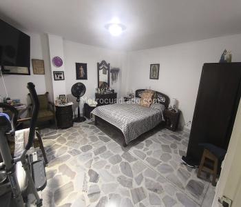 Apartamento de 3 alcobas en venta en Laureles, Medellín, 120 m² · foto 7 de 14
