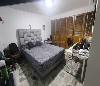 Apartamento de 3 alcobas en venta en Laureles, Medellín, 120 m² · foto 9 de 14