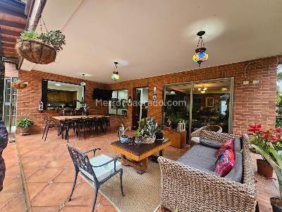 Casa de 4 alcobas en venta en La Calera, Medellín, 350 m² · foto 14 de 20