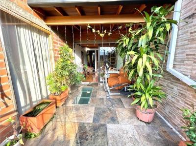 Casa de 5 alcobas en venta en Melendez, Envigado, 311 m² · foto 9 de 20