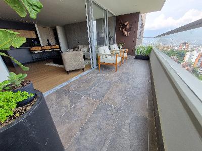 Apartamento de 2 alcobas en venta en Cumbres, Envigado, 123 m² · foto 10 de 24