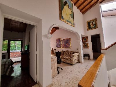 Casa de 3 alcobas en venta en Loma De Los Gonzalez, Medellín, 284 m² · foto 9 de 20