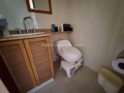 Casa de 4 alcobas en venta en Los Balsos Dos, Medellín, 250 m² · foto 17 de 19
