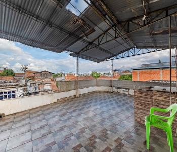 Casa de 2 alcobas en venta en San Judas Tadeo, Cali, 194 m² · foto 19 de 20