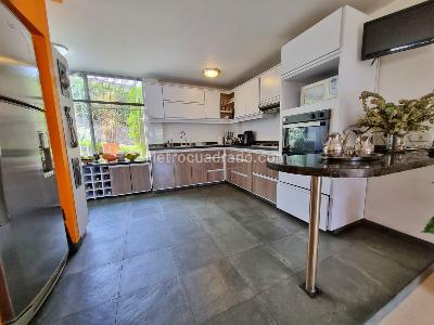 Casa de 4 alcobas en venta en Bella Suiza, Cali, 240 m² · foto 7 de 20