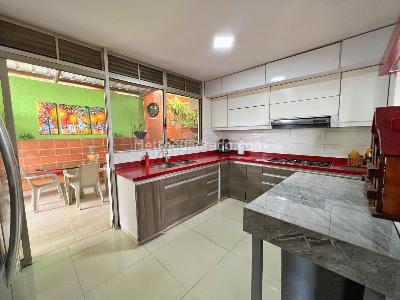 Casa de 5 alcobas en venta en Bella Suiza, Cali, 540 m² · foto 5 de 20
