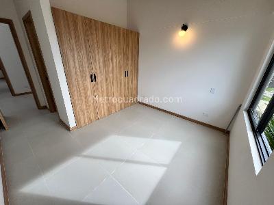 Casa de 4 alcobas en venta en San Antonio De Pereira, Rionegro, 186 m² · foto 2 de 20