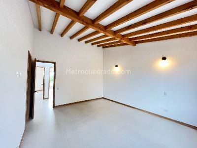 Casa de 4 alcobas en venta en San Antonio De Pereira, Rionegro, 186 m² · foto 5 de 20