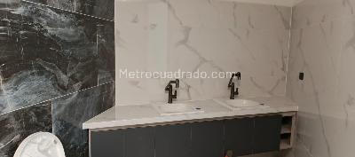 Casa de 4 alcobas en venta en La Playa, Rionegro, 400 m² · foto 8 de 18