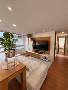 Apartamento de 3 alcobas en venta en Castropol, Medellín, 137 m² · foto 2 de 14