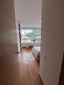 Apartamento de 3 alcobas en venta en Castropol, Medellín, 137 m² · foto 10 de 14