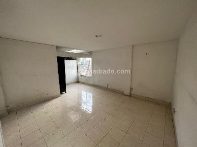 Casa de 4 alcobas en venta en Vipasa, Cali, 278 m² · foto 2 de 10