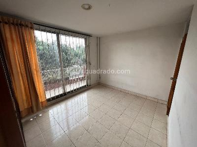 Casa de 4 alcobas en venta en Vipasa, Cali, 278 m² · foto 3 de 10