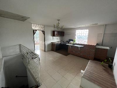 Casa de 4 alcobas en venta en Vipasa, Cali, 278 m² · foto 4 de 10