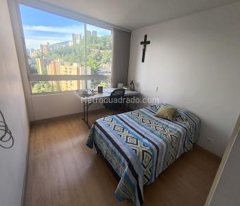 Apartamento de 3 alcobas en venta en Castropol, Medellín, 117 m² · foto 7 de 20