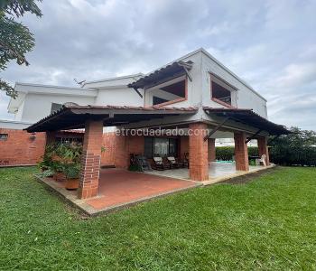 Casa de 5 alcobas en venta en Pance, Cali, 323 m² · foto 2 de 20