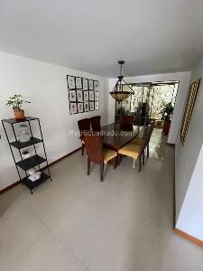Casa de 3 alcobas en venta en Cumbres, Envigado, 180 m² · foto 2 de 14
