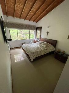 Casa de 3 alcobas en venta en Cumbres, Envigado, 180 m² · foto 6 de 14