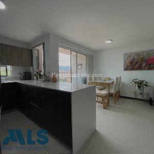 Apartamento en venta en San German, Medellín · foto 3 de 14