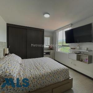 Apartamento en venta en San German, Medellín · foto 7 de 14