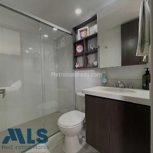 Apartamento en venta en San German, Medellín · foto 8 de 14