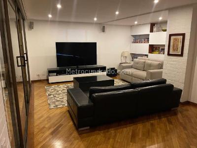 Casa de 4 alcobas en venta en La Abadia, Envigado, 330 m² · foto 5 de 15