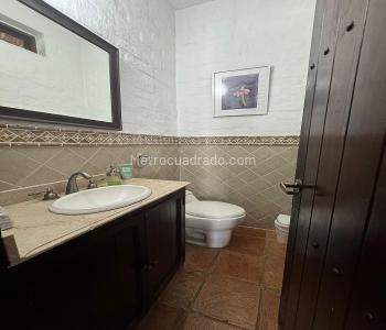 Casa de 4 alcobas en venta en Otros, Cali, 434 m² · foto 9 de 20