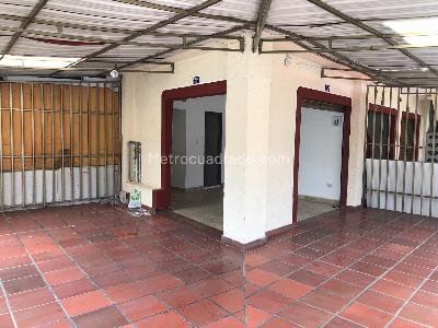 Casa de 5 alcobas en venta en Floralia, Cali, 367 m² · foto 15 de 15