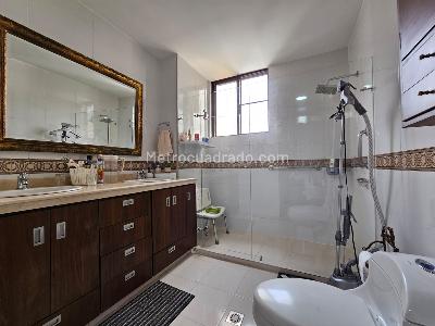 Apartamento de 3 alcobas en venta en Santa Teresita, Cali, 260 m² · foto 15 de 19