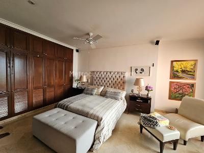 Apartamento de 2 alcobas en venta en Normandia, Cali, 174 m² · foto 8 de 13