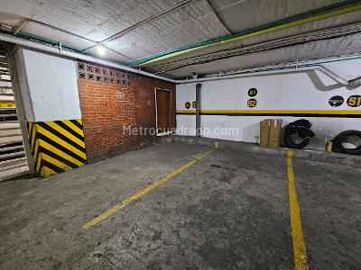 Apartamento de 2 alcobas en venta en Normandia, Cali, 174 m² · foto 11 de 13
