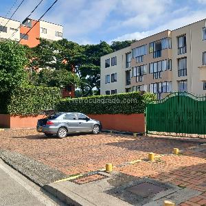 Apartamento de 3 alcobas en venta en Cuarto De Legua, Cali, 94 m² · foto 3 de 20