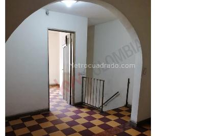 Casa de 5 alcobas en venta en Olaya Herrera, Cali, 180 m² · foto 13 de 20