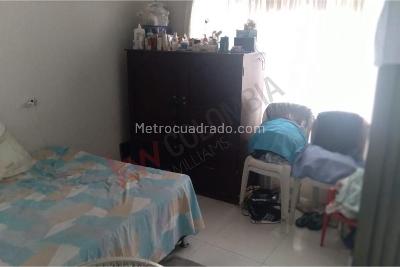 Casa de 5 alcobas en venta en Olaya Herrera, Cali, 180 m² · foto 19 de 20