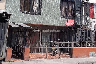 Casa de 5 alcobas en venta en Olaya Herrera, Cali, 180 m² · foto 2 de 20