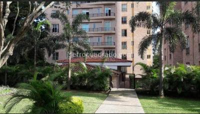 Apartamento de 3 alcobas en venta en Normandia, Cali, 300 m² · foto 10 de 17