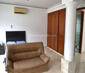 Casa de 4 alcobas en venta en El Ingenio, Cali, 400 m² · foto 13 de 15