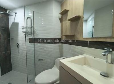 Apartamento de 3 alcobas en venta en Laureles, Medellín, 180 m² · foto 9 de 15