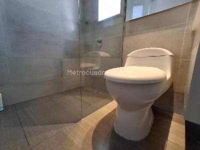 Apartamento de 3 alcobas en venta en Loma Del Chocho, Envigado, 98 m² · foto 9 de 16
