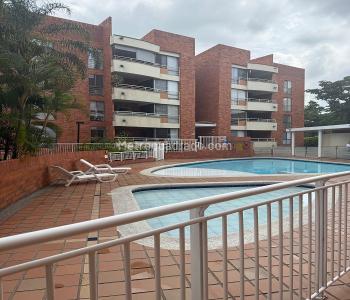 Apartamento de 3 alcobas en venta en Ciudad Jardin, Cali, 135 m² · foto 14 de 18