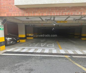 Apartamento de 3 alcobas en venta en Ciudad Jardin, Cali, 135 m² · foto 15 de 18