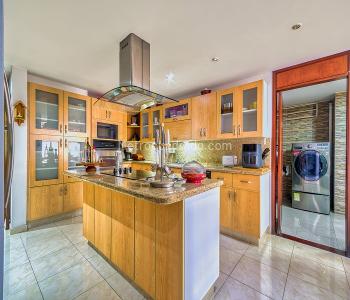 Apartamento de 3 alcobas en venta en Santa Teresita, Cali, 260 m² · foto 6 de 19