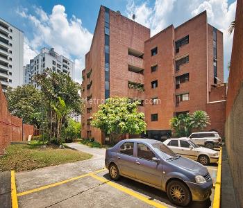 Apartamento de 4 alcobas en venta en Santa Teresita, Cali, 309 m² · foto 3 de 20