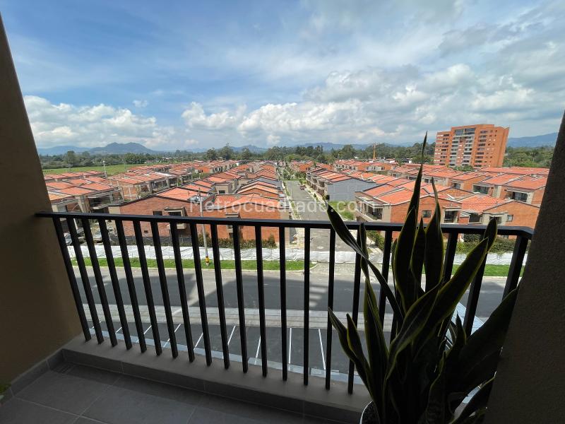 2BR Apartment in San Antonio De Pereira (60 m²) - 3